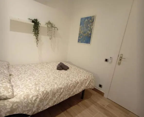 Hostel Private Rooms Born Neighborhood Barcelona Spain