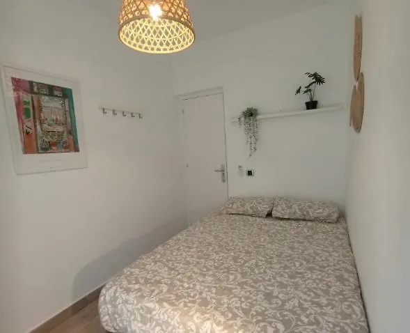 Private Rooms Born Neighborhood Barcelona Hostel